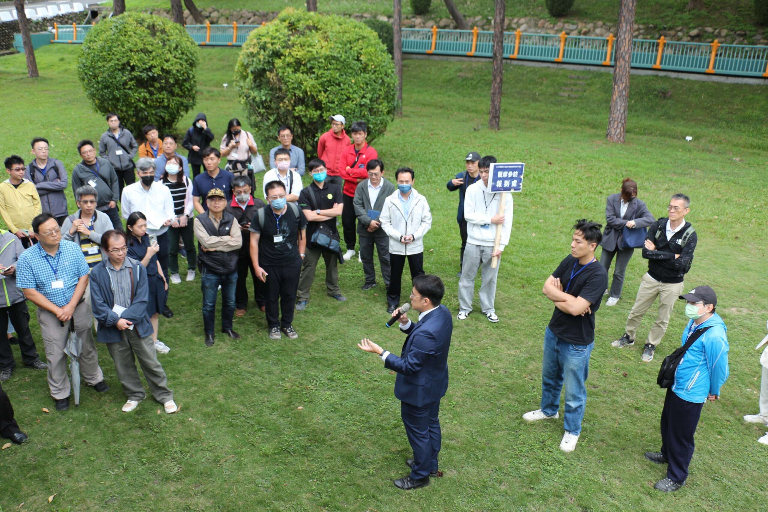 建築導入太陽光電與儲能技術 北中南三場標竿案場參訪圓滿完成 1200802 scaled