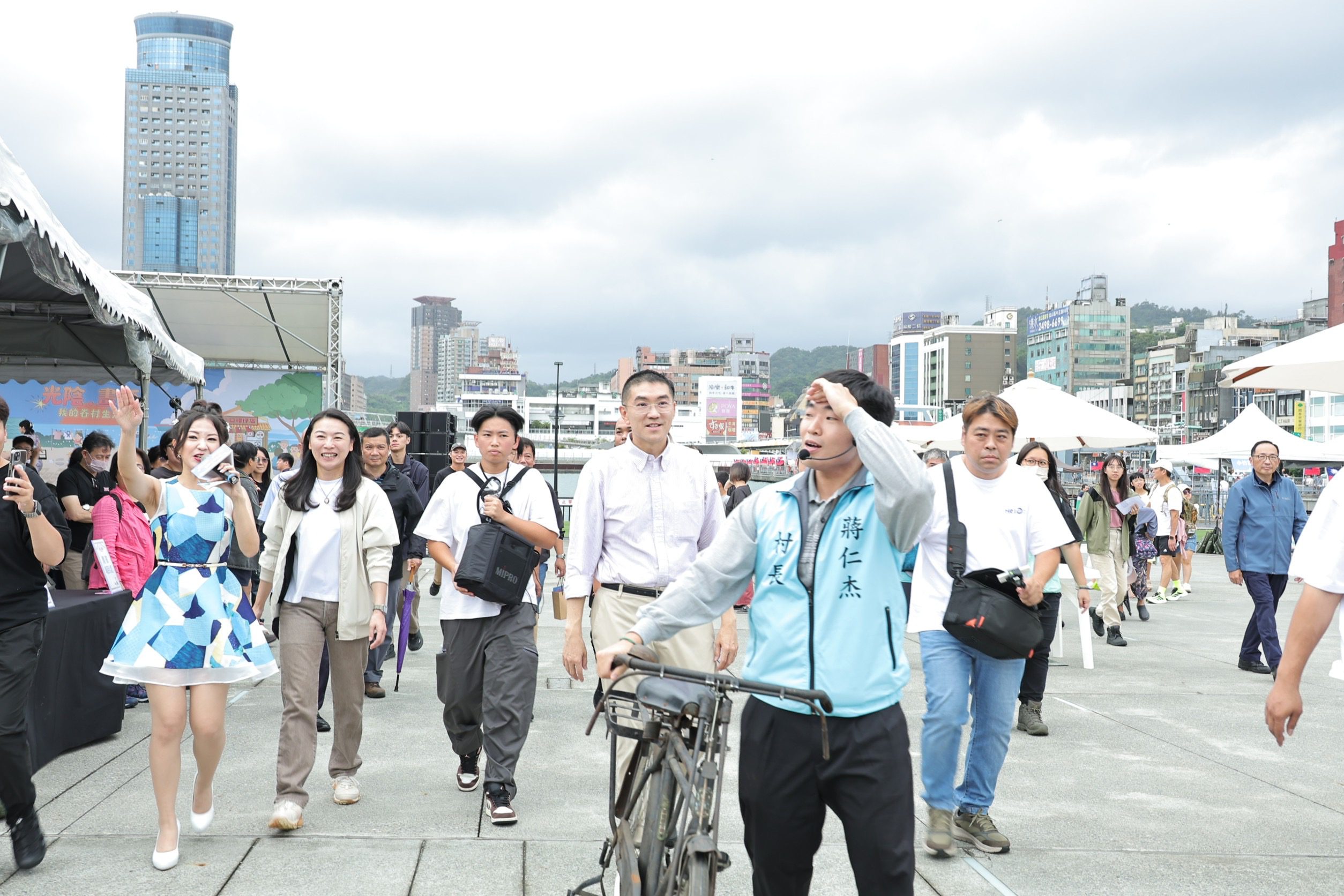 基隆眷村文化節湧人潮 市集、遊戲帶動懷舊風 基隆眷村文化節湧人潮 市集、遊戲帶動懷舊風