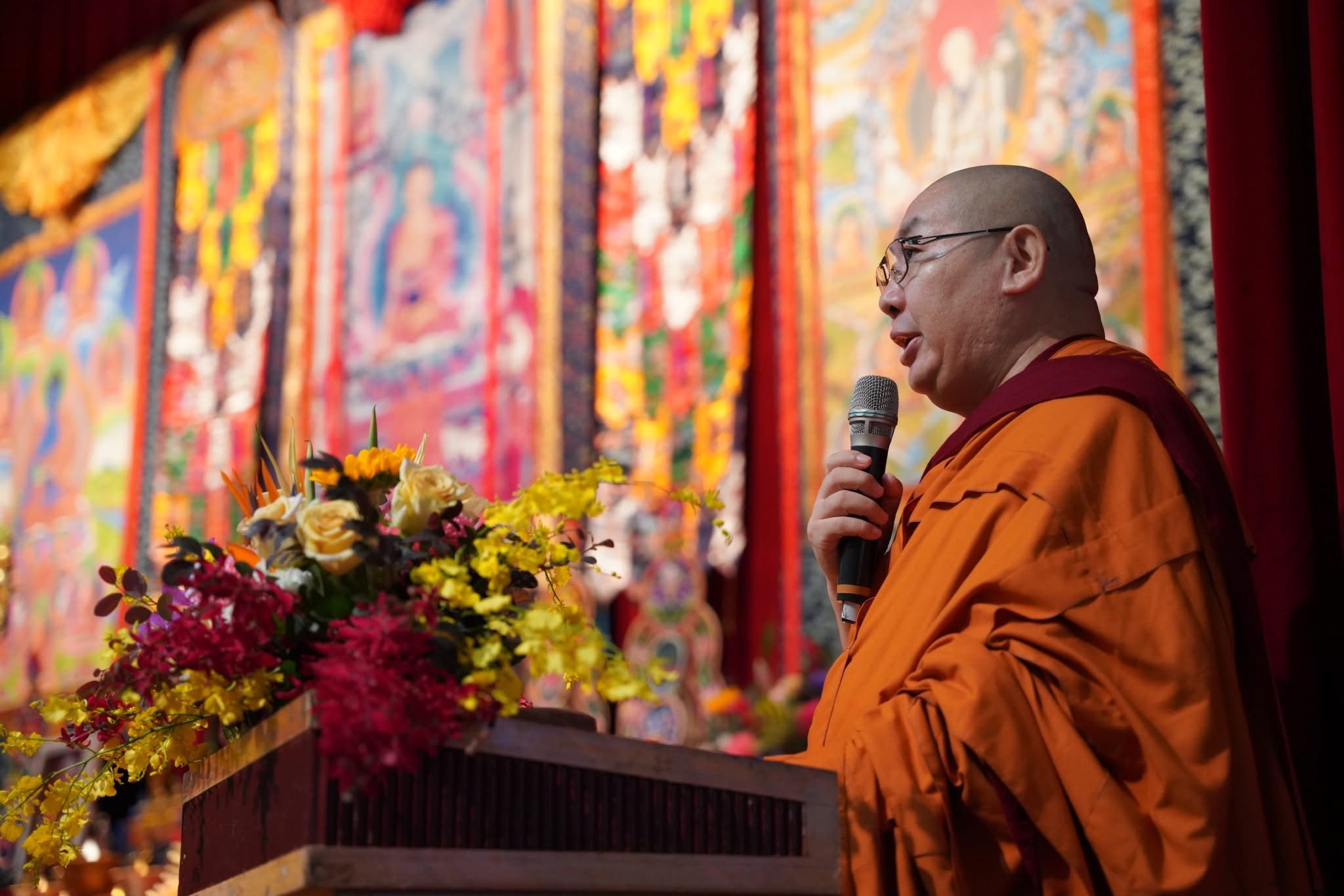 第二屆台灣薩迦世界和平祈願大法會｜首日快訊-43任法王雲端開示