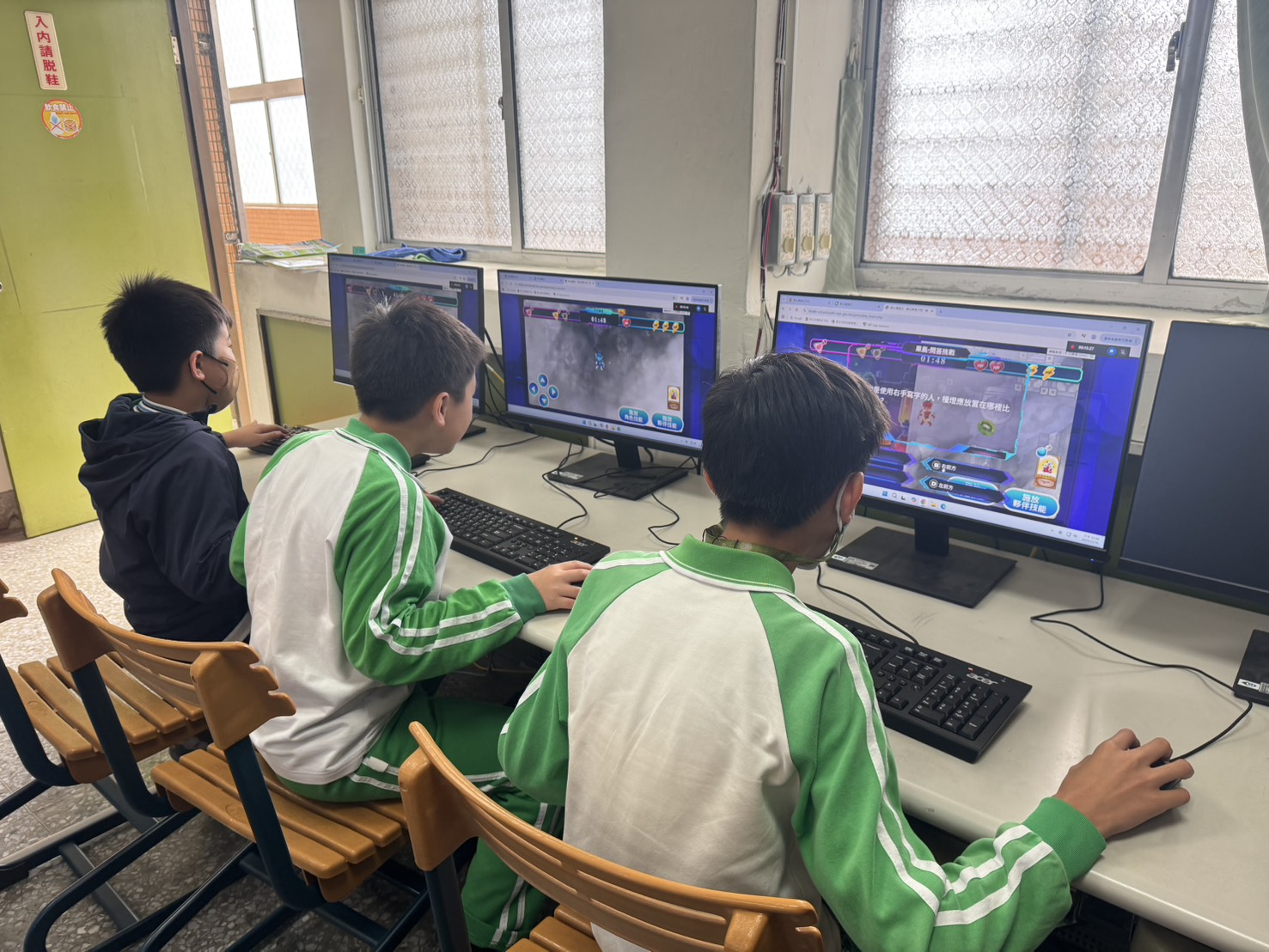 《圖說》學童遊戲畫面。〈衛生局提供〉