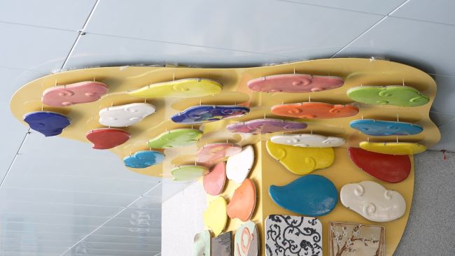 《圖說》陶瓷老街站公共藝術「玩陶」。〈捷運局提供〉