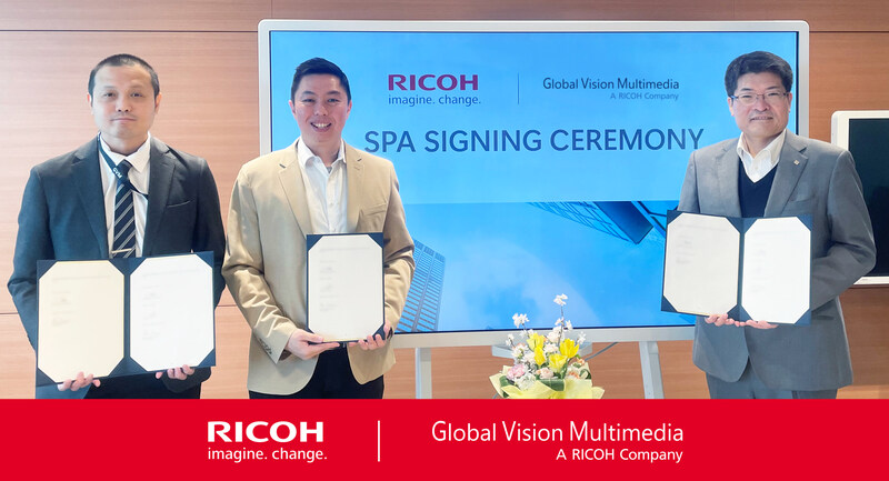 Global Vision Multimedia 董事 Kenny Liow、Global Vision Multimedia 共同創辦人兼董事 Hooi Ping Lee， 以及理光亞太地區董事總經理 Kei Uesugi 出席簽約儀式。